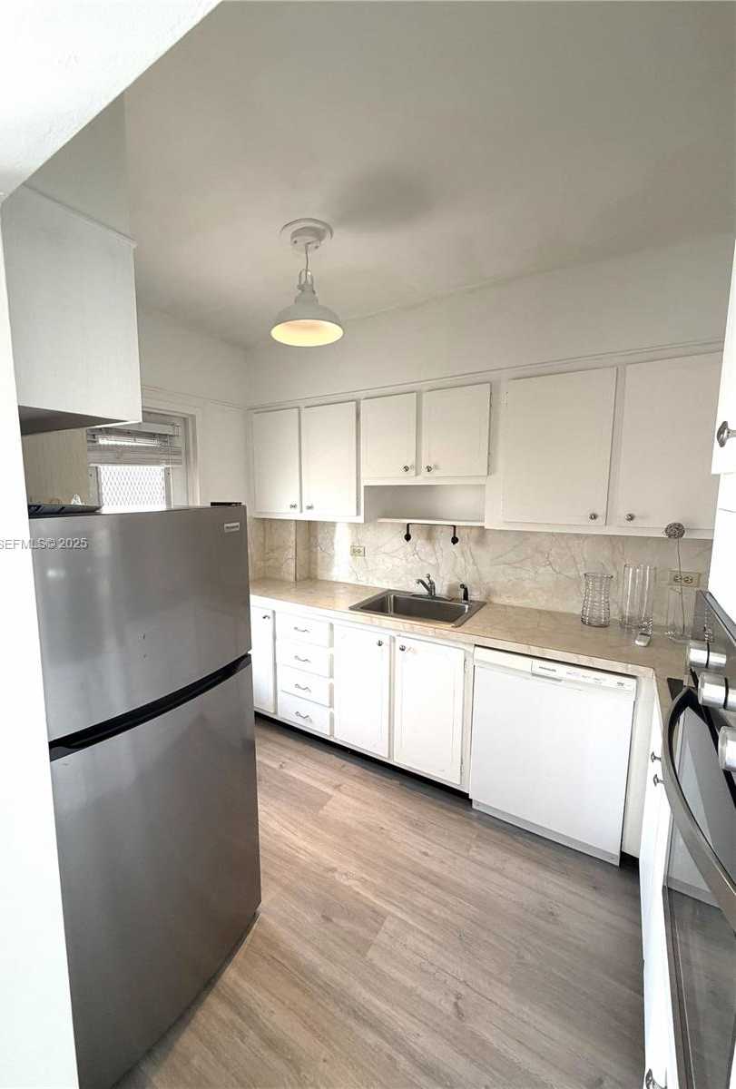 Small Image of 9700 EAST BAY HARBOR DR #408, Bay Harbor Islands Number 10