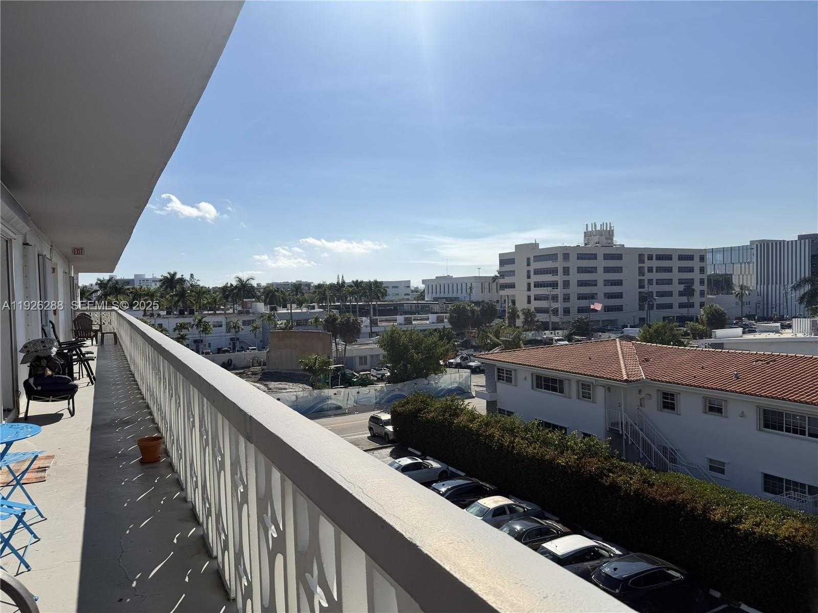 Small Image of 9700 EAST BAY HARBOR DR #408, Bay Harbor Islands Number 16