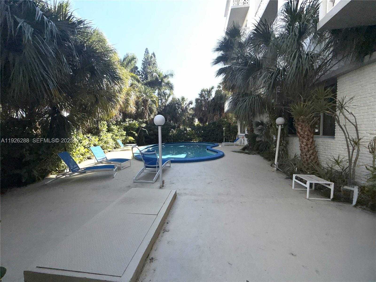 Small Image of 9700 EAST BAY HARBOR DR #408, Bay Harbor Islands Number 30