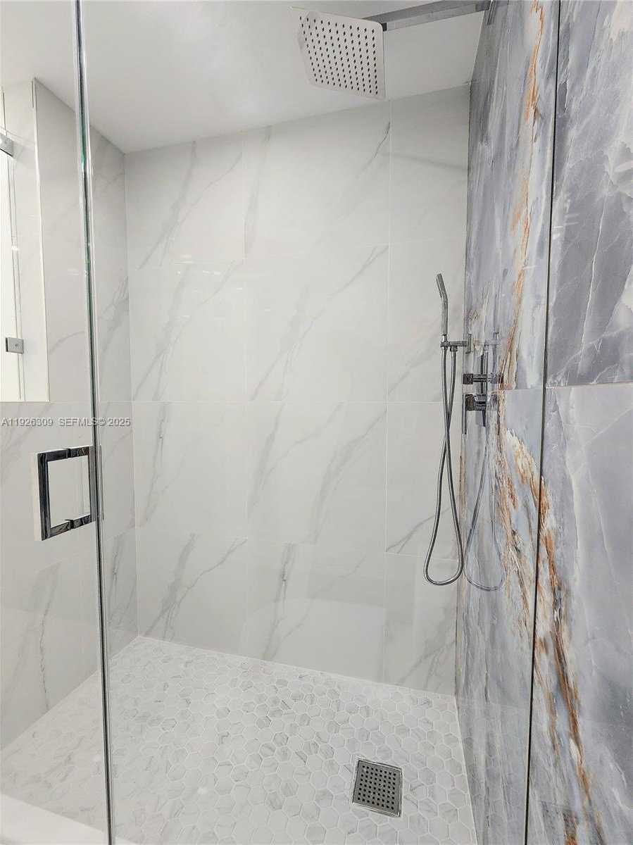 Imagen de Pequeño Objeto