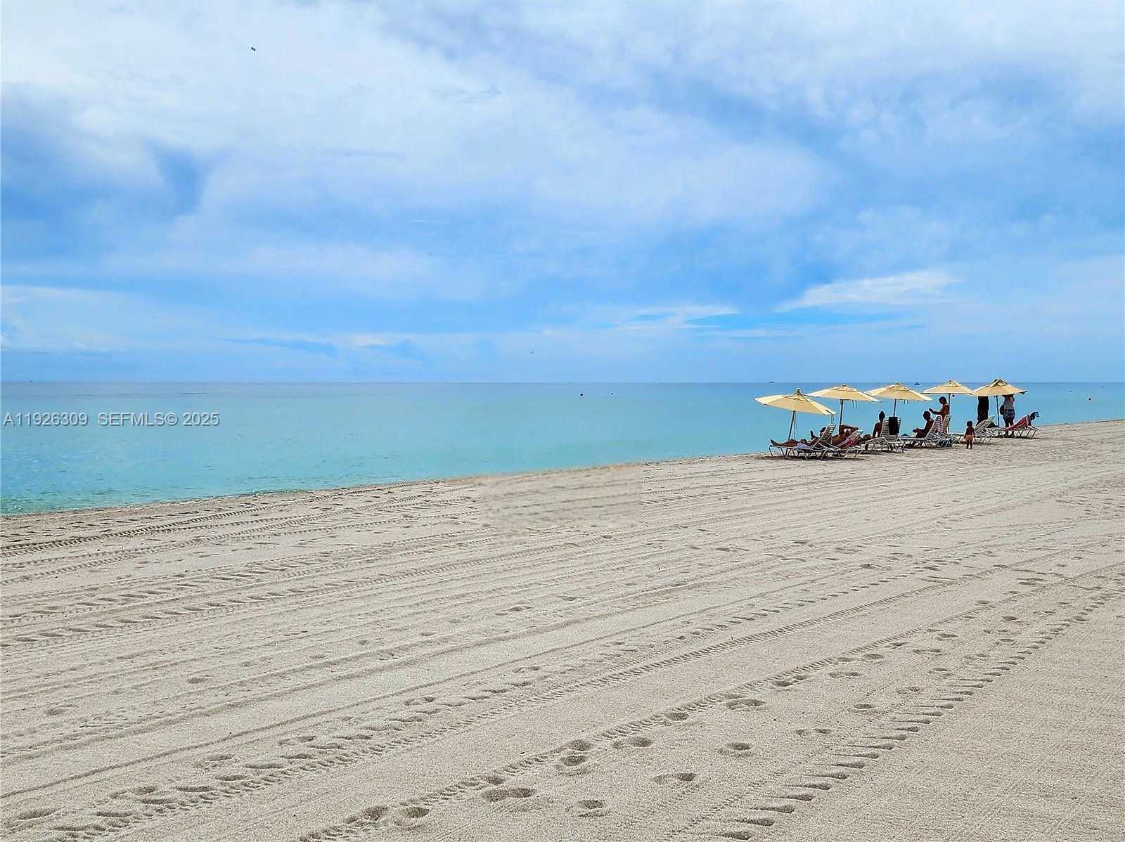 Imagen de Pequeño Objeto