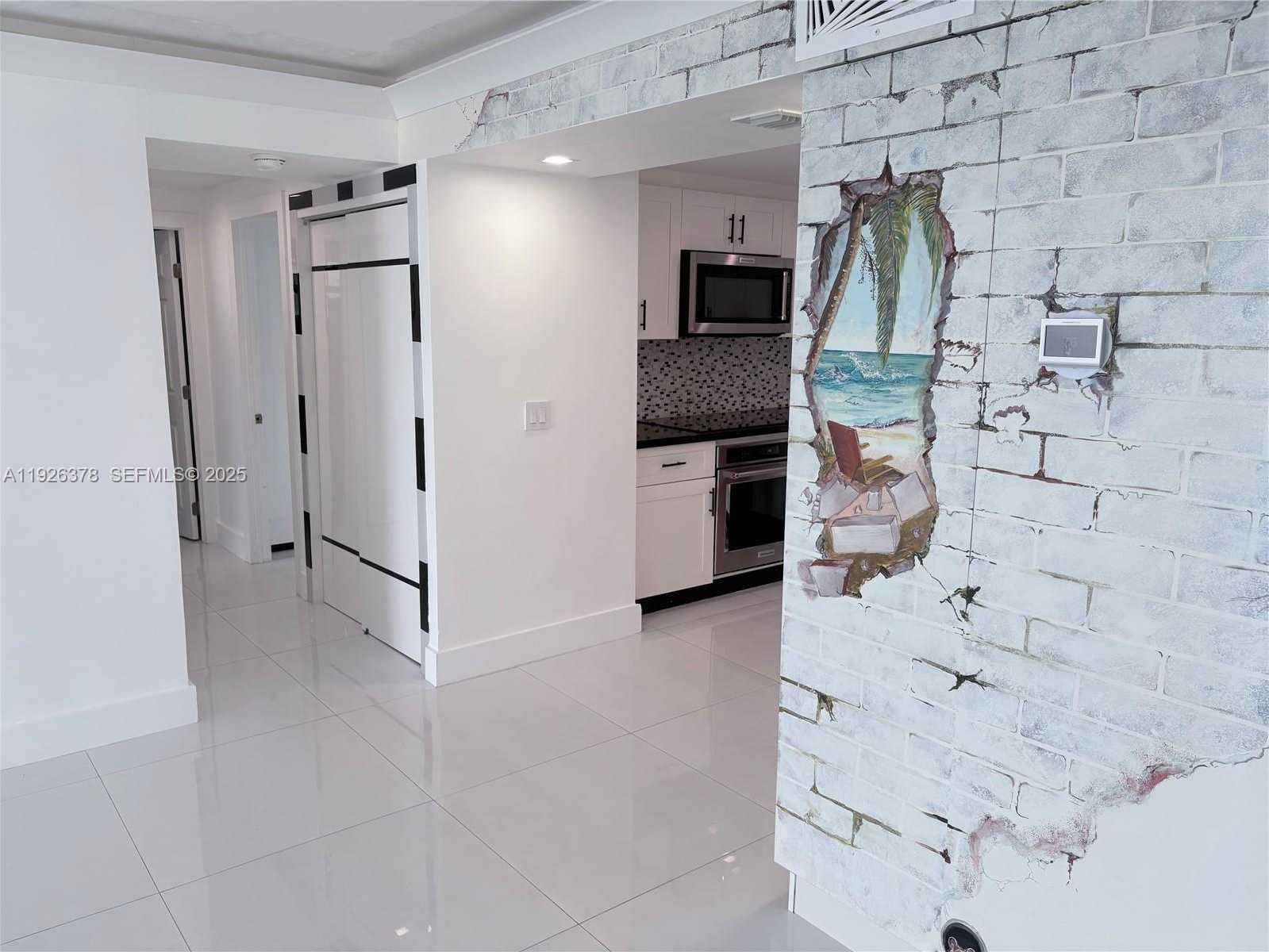 Imagen de Pequeño Objeto