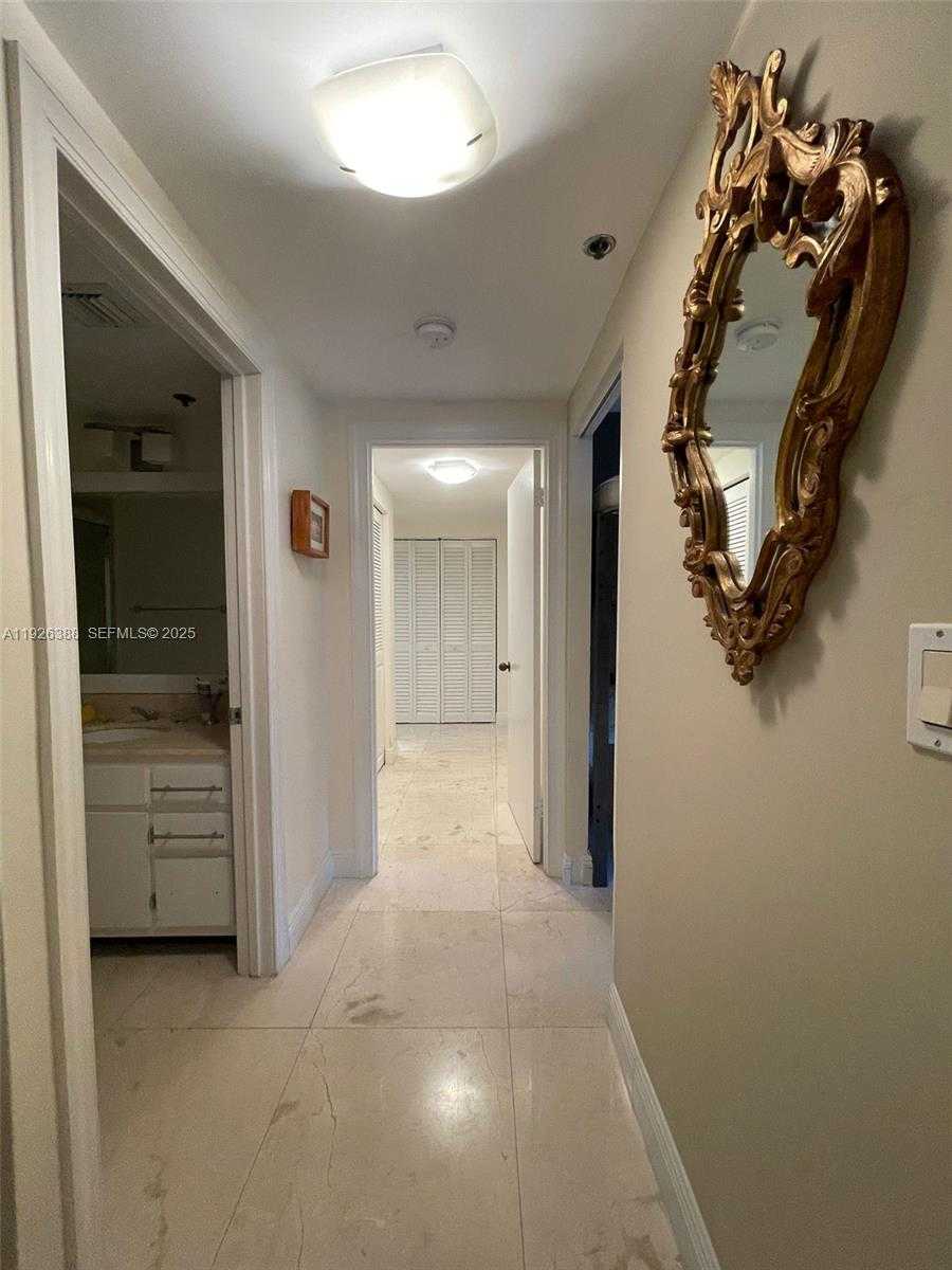 Small Image of 251 CRANDON BLVD #233, Key Biscayne Number 20