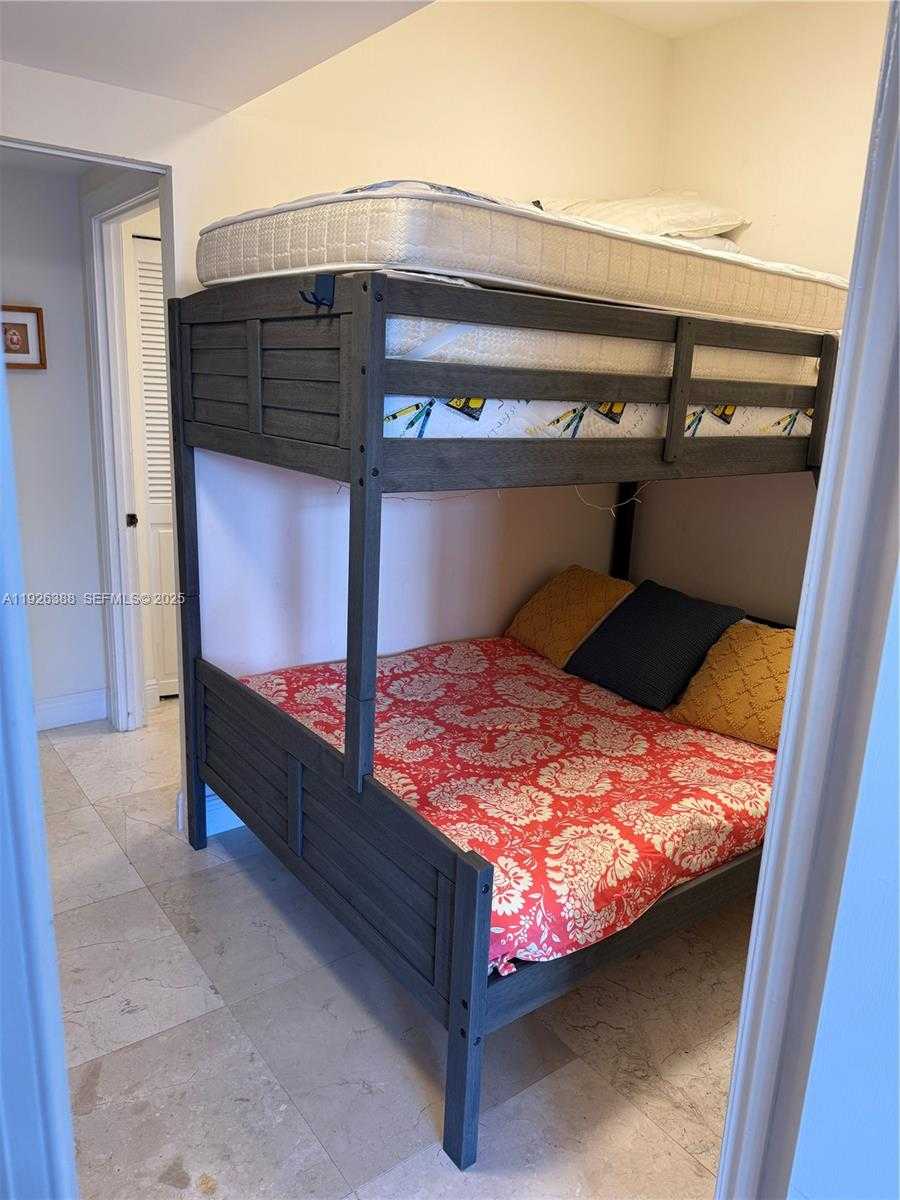 Small Image of 251 CRANDON BLVD #233, Key Biscayne Number 24