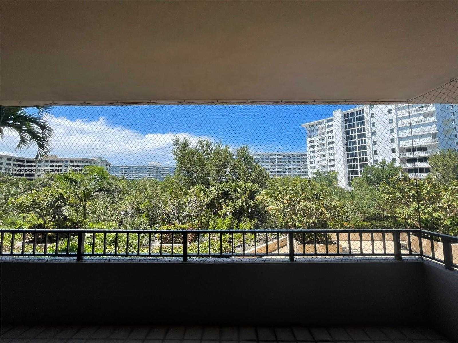 Small Image of 251 CRANDON BLVD #233, Key Biscayne Number 8