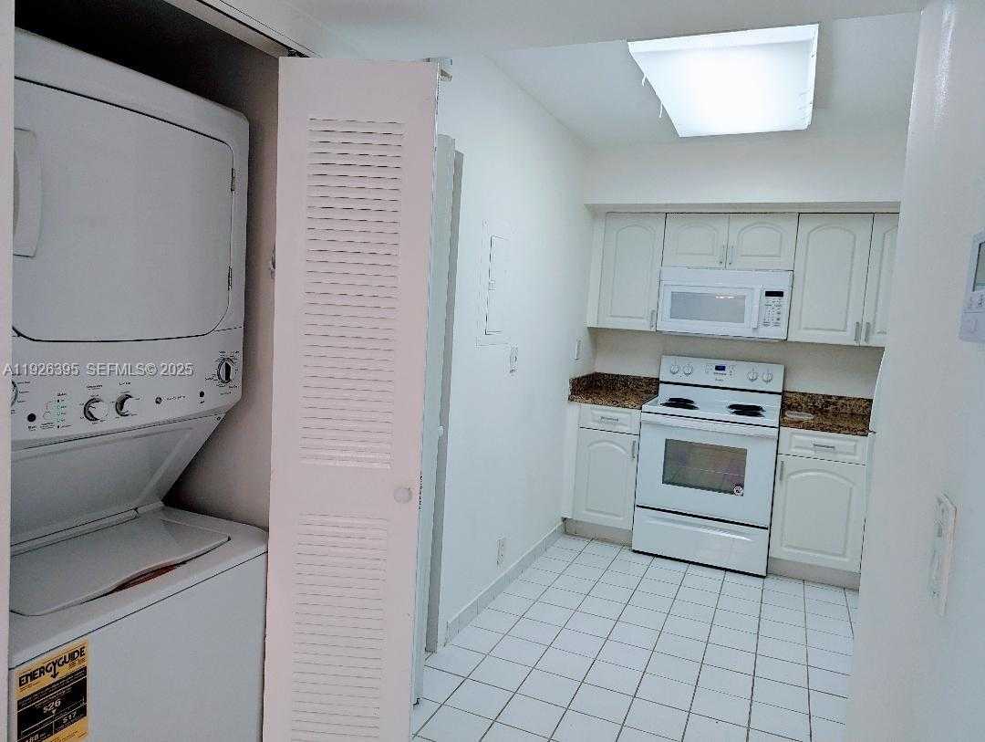 Small Image of 3300 NORTH EAST 191ST #505, Aventura Number 16