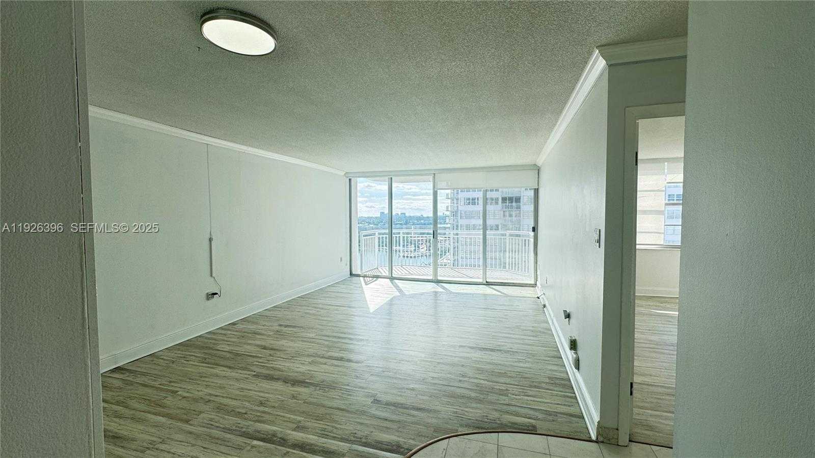 Small Image of 18061 BISCAYNE BLVD #1203, Aventura Number 7