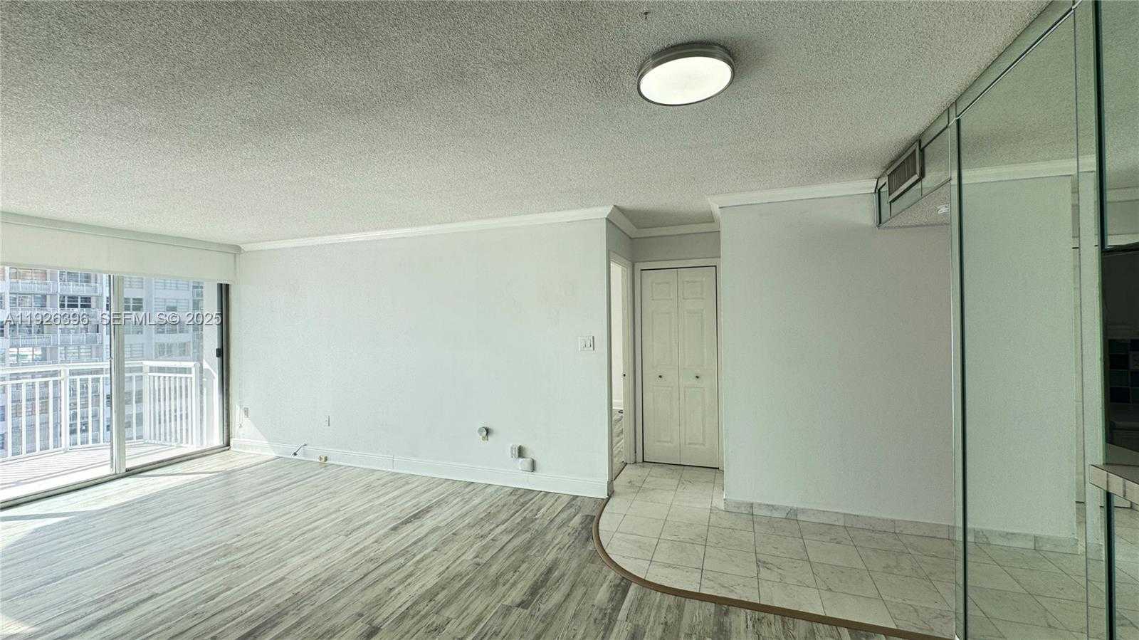 Small Image of 18061 BISCAYNE BLVD #1203, Aventura Number 8