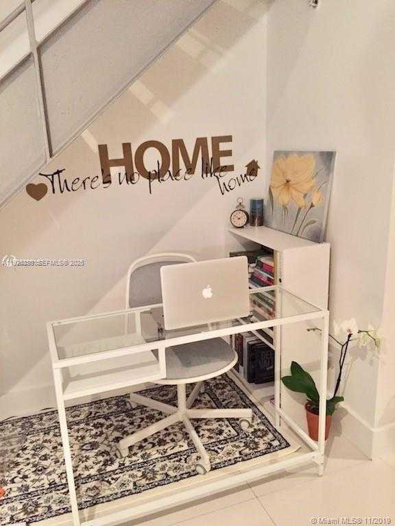 Small Image of 60 SOUTH WEST 13TH ST #3218, Miami Number 5