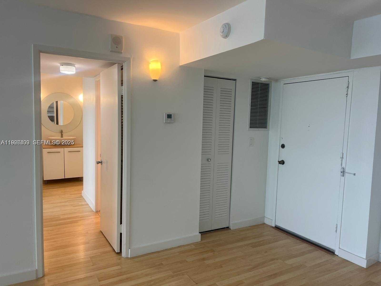 Small Image of 7135 COLLINS AVE #512, Miami Beach Number 6