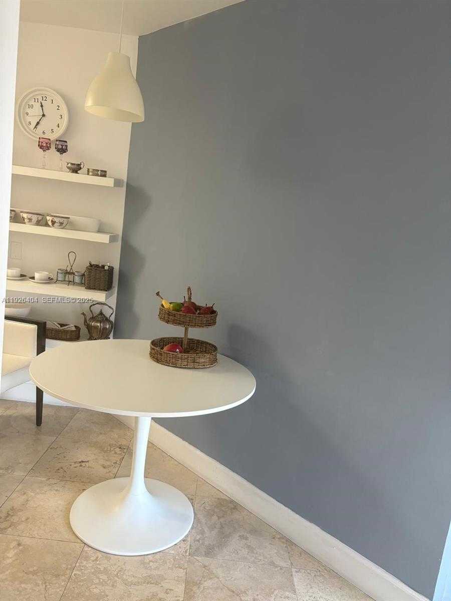Small Image of 4779 COLLINS AVE #504, Miami Beach Number 14