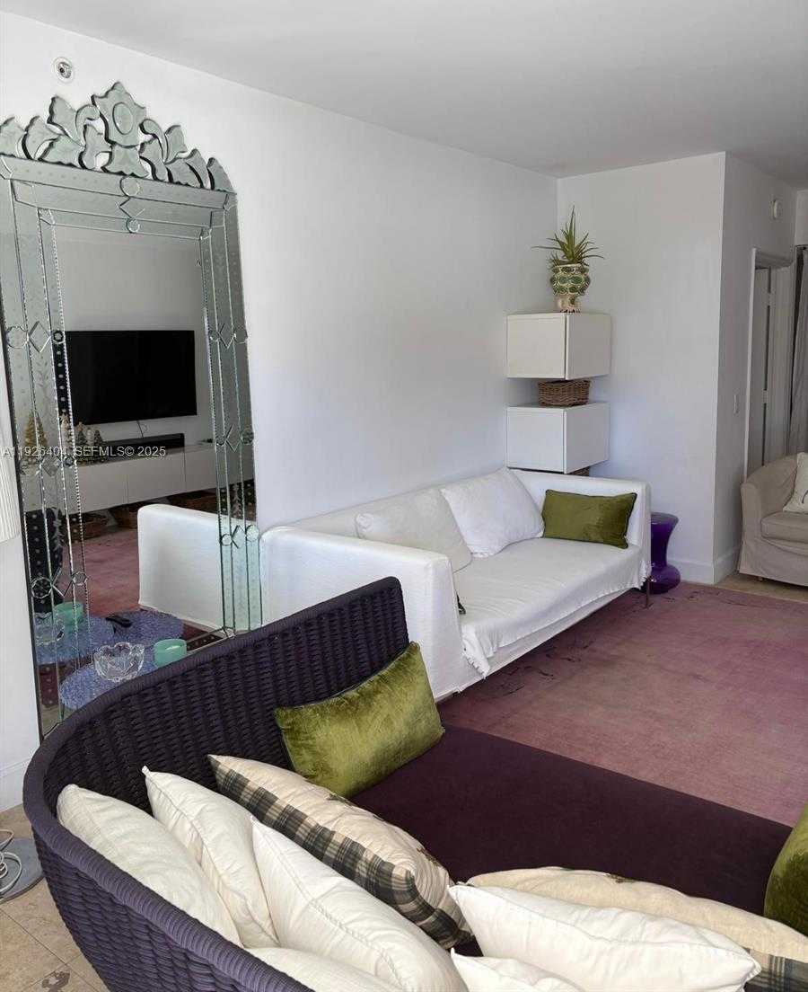 Small Image of 4779 COLLINS AVE #504, Miami Beach Number 16