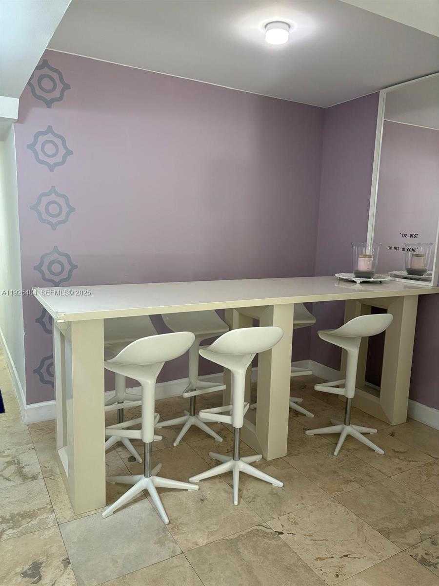 Small Image of 4779 COLLINS AVE #504, Miami Beach Number 25