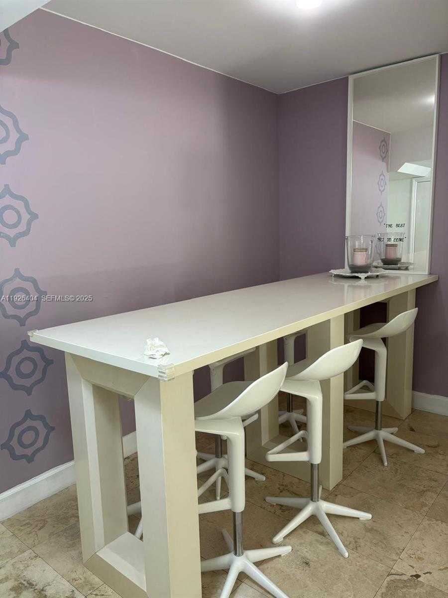 Small Image of 4779 COLLINS AVE #504, Miami Beach Number 26