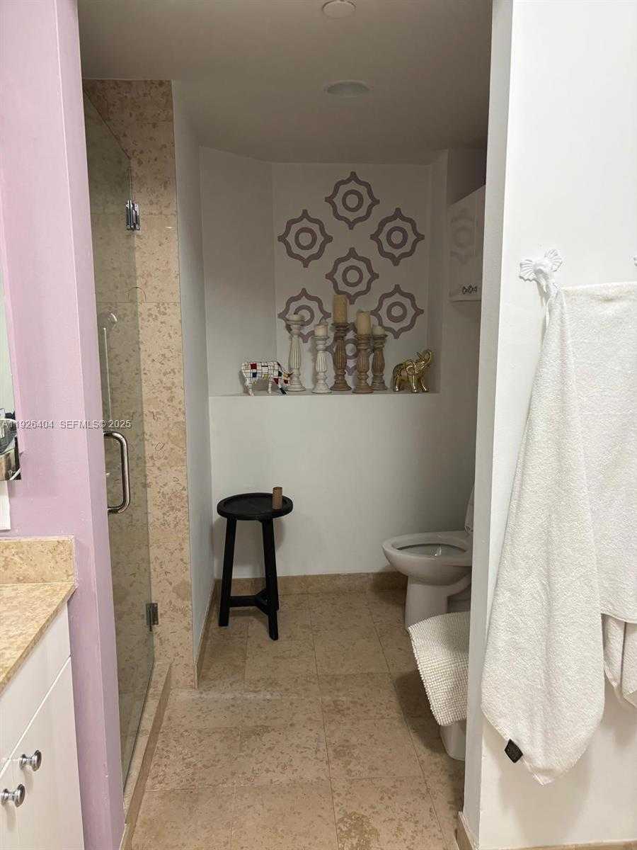 Small Image of 4779 COLLINS AVE #504, Miami Beach Number 33