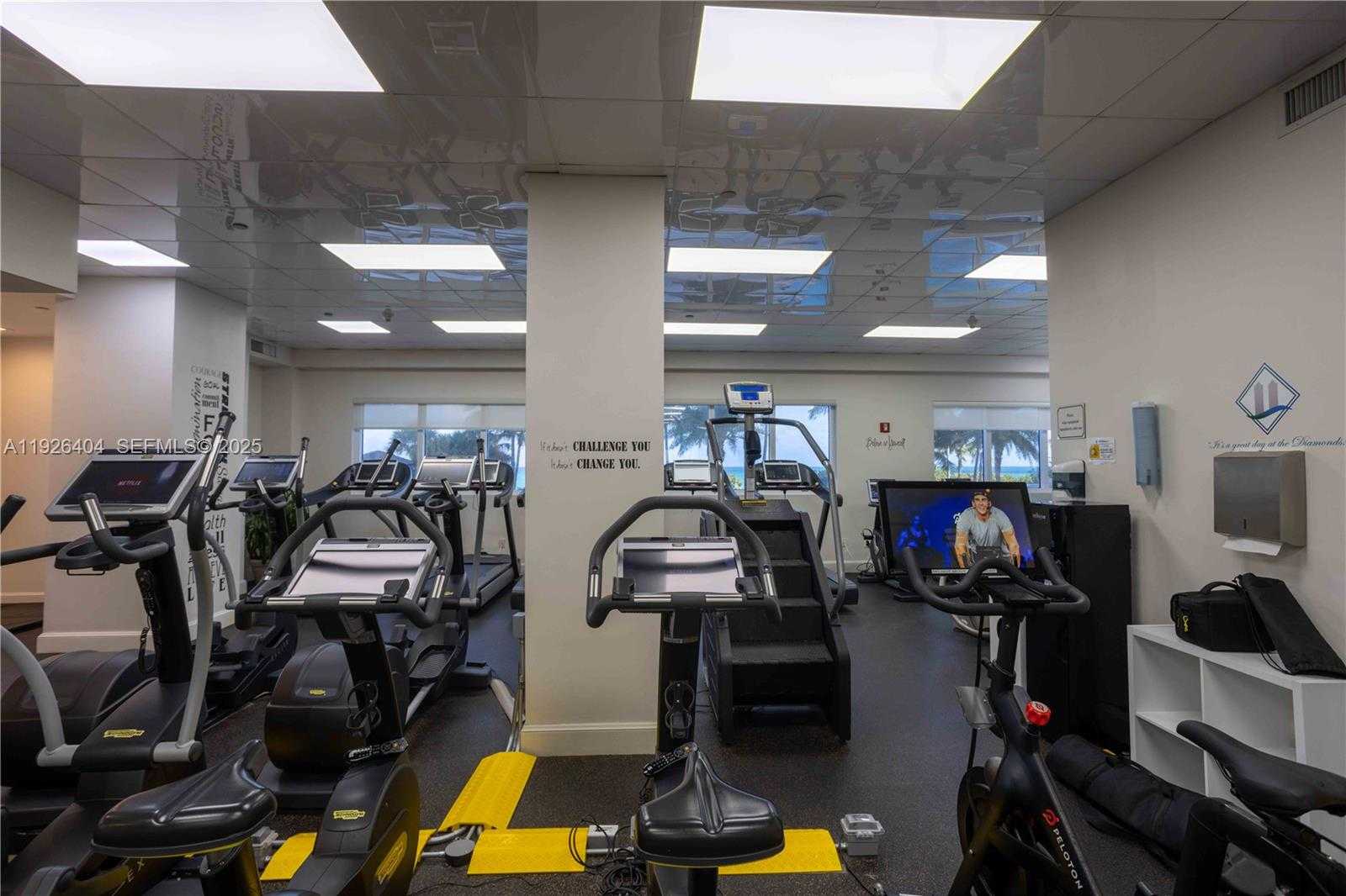 Small Image of 4779 COLLINS AVE #504, Miami Beach Number 38