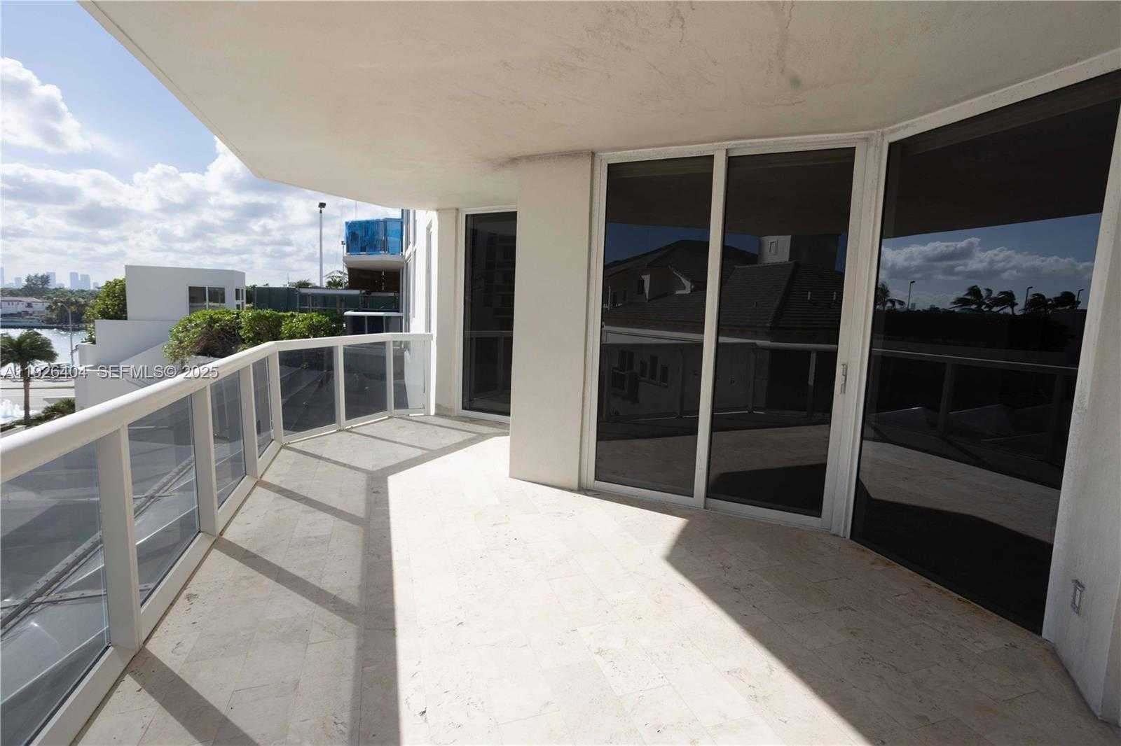 Small Image of 4779 COLLINS AVE #504, Miami Beach Number 6