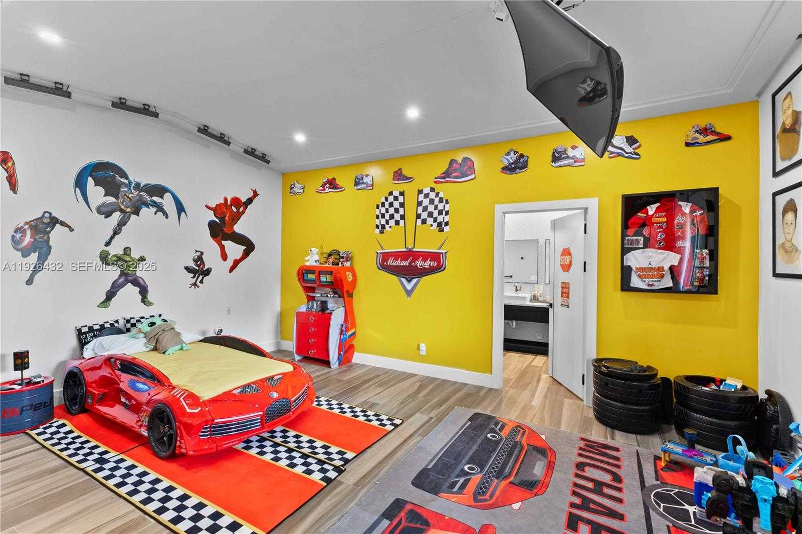 Small Image of 9040 SOUTH WEST 110TH AVE, Miami Number 37