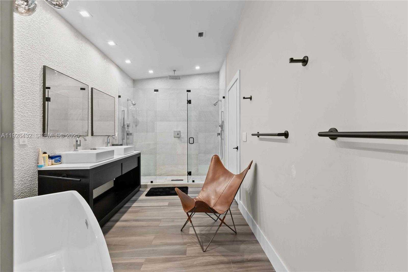 Small Image of 9040 SOUTH WEST 110TH AVE, Miami Number 41