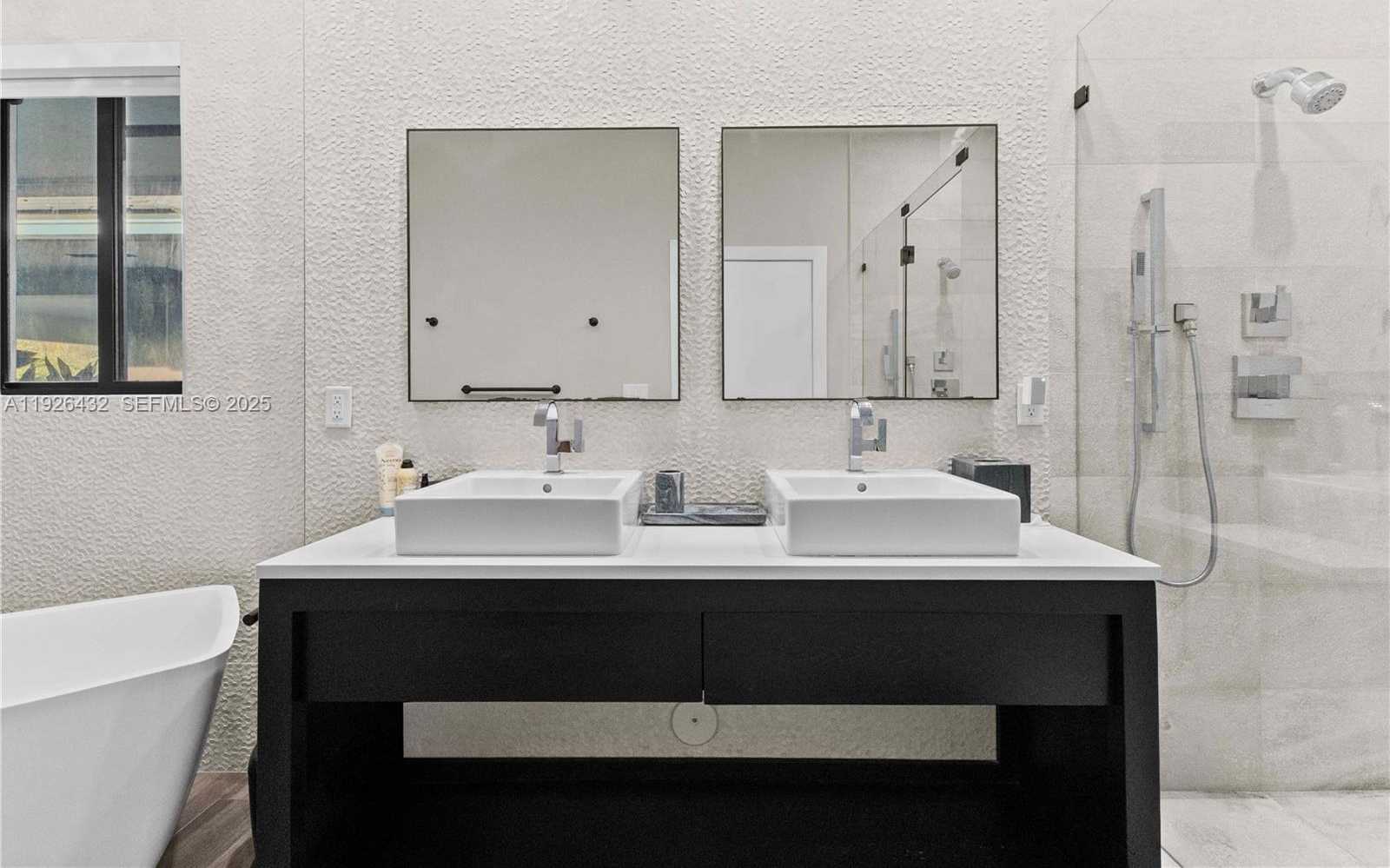 Small Image of 9040 SOUTH WEST 110TH AVE, Miami Number 44