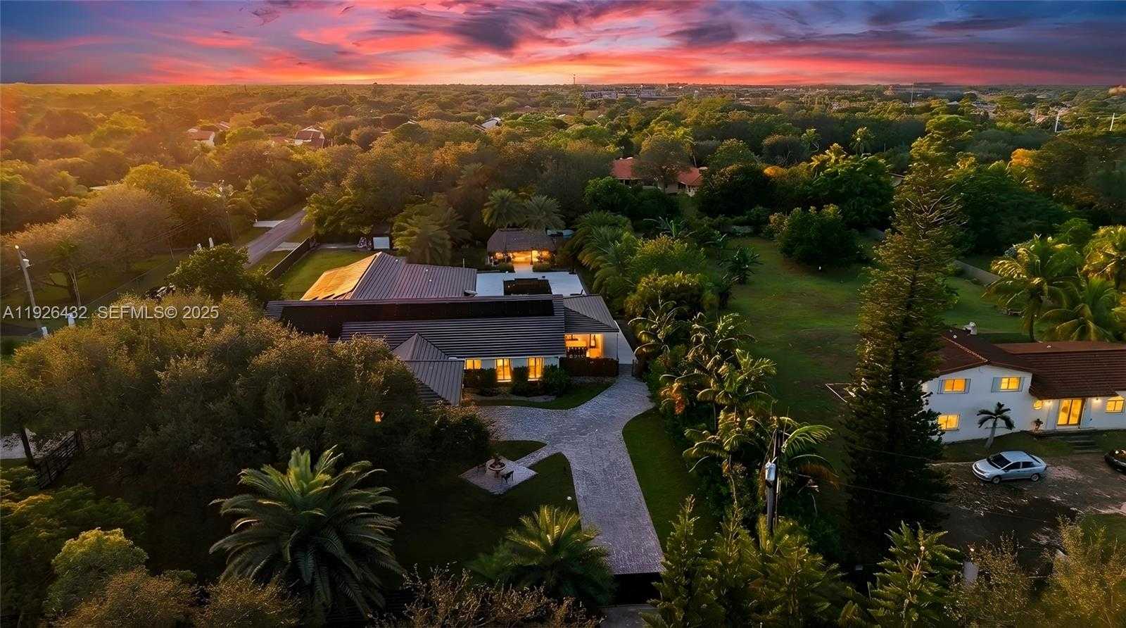 Small Image of 9040 SOUTH WEST 110TH AVE, Miami Number 6