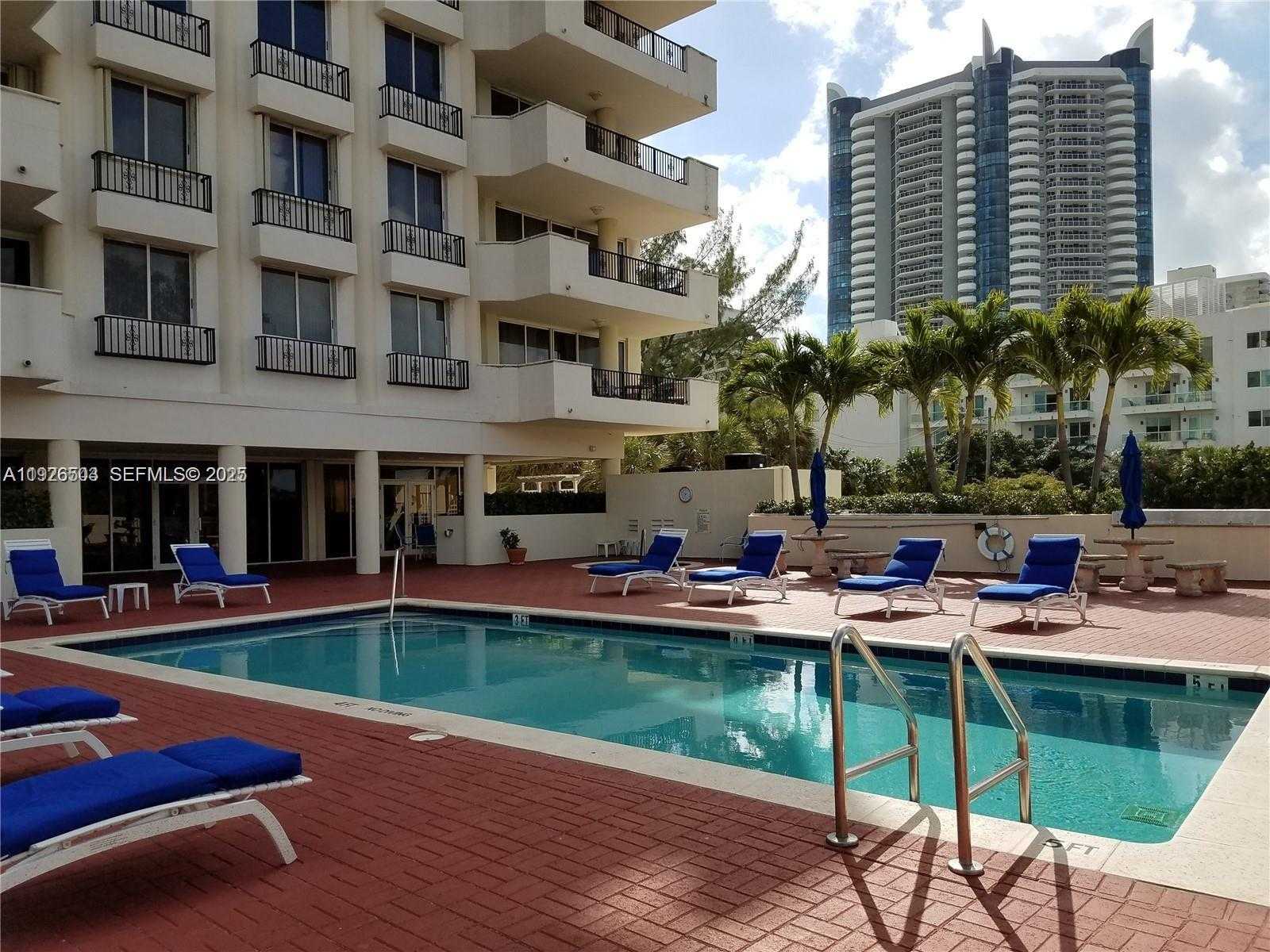 Small Image of 6422 COLLINS AVE #1802, Miami Beach Number 12