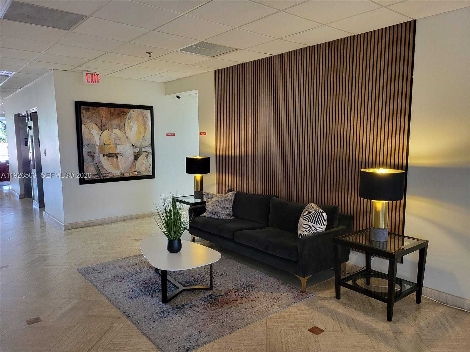 Small Image of 6422 COLLINS AVE #1802, Miami Beach Number 21