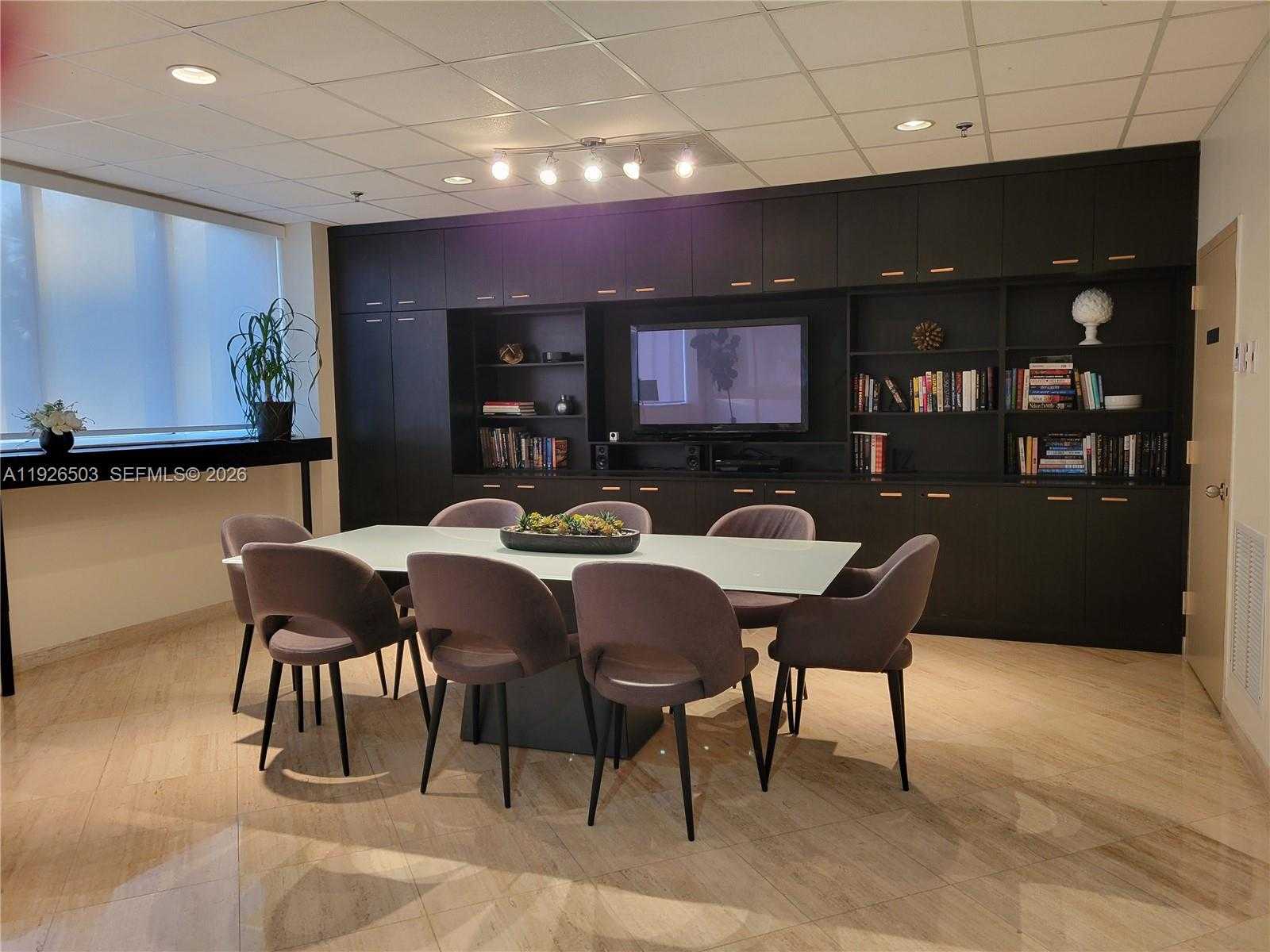 Small Image of 6422 COLLINS AVE #1802, Miami Beach Number 27