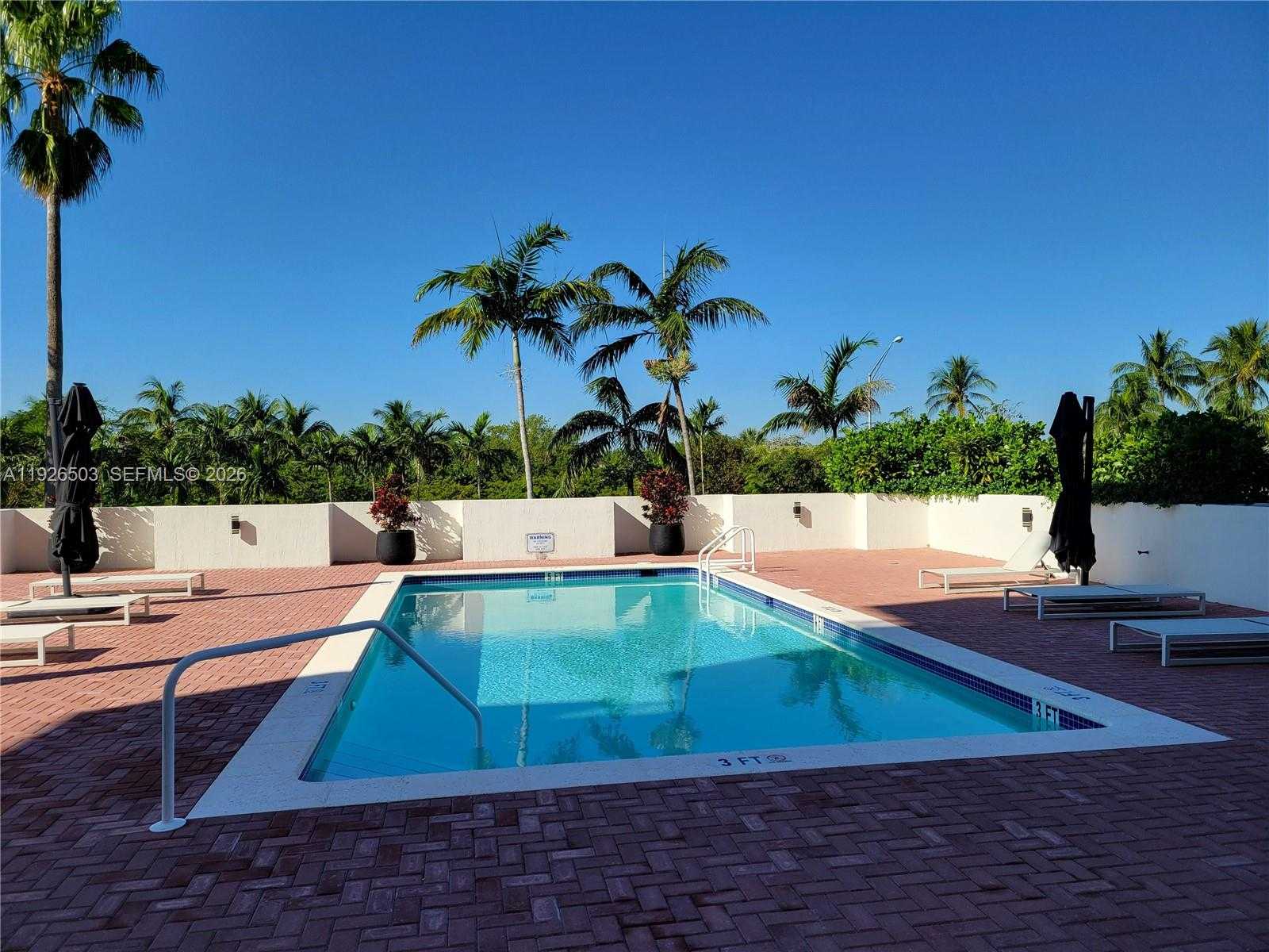 Small Image of 6422 COLLINS AVE #1802, Miami Beach Number 29