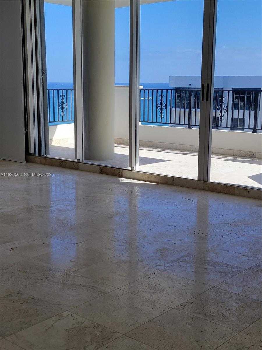 Small Image of 6422 COLLINS AVE #1802, Miami Beach Number 44