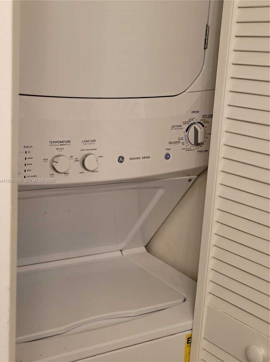 Small Image of 6422 COLLINS AVE #1802, Miami Beach Number 50