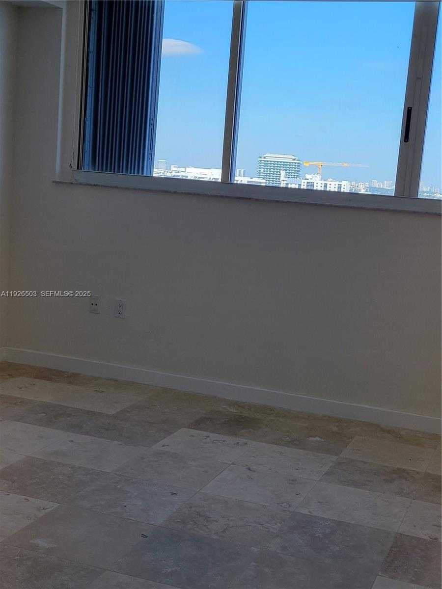Small Image of 6422 COLLINS AVE #1802, Miami Beach Number 51