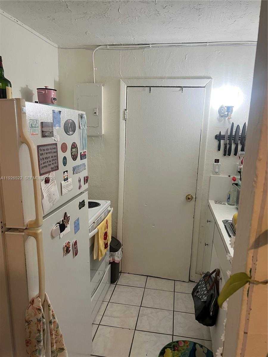 Small Image of 106 NORTH WEST 3RD ST #106, Hallandale Beach Number 6