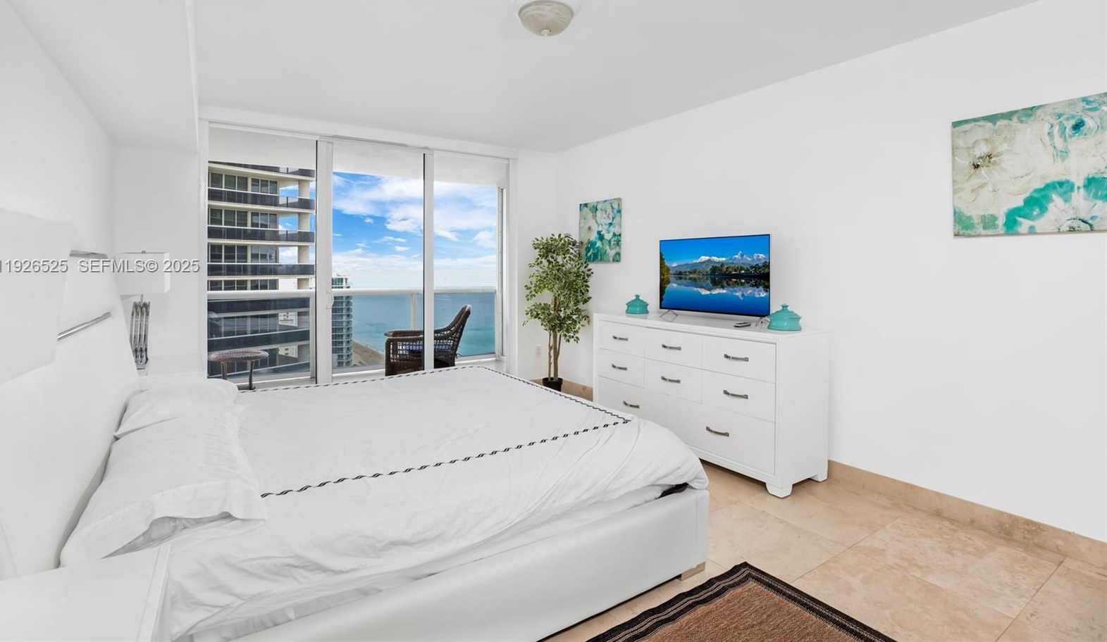 Small Image of 1830 SOUTH OCEAN DR #2808, Hallandale Beach Number 9