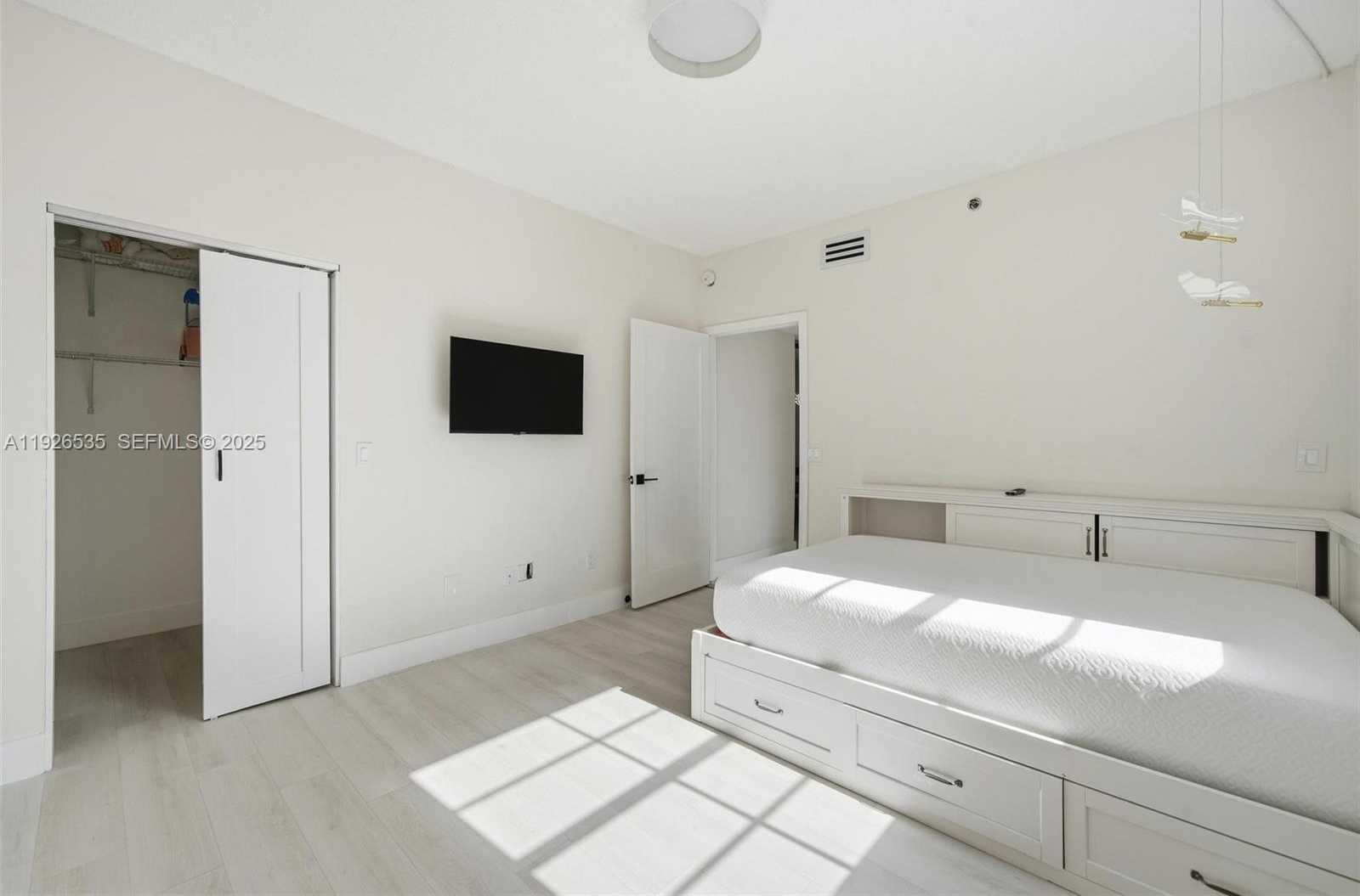 Small Image of 3255 NORTH EAST 184TH ST #12210, Aventura Number 15