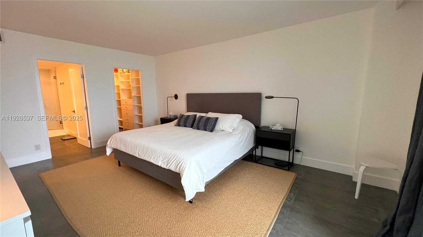 Small Image of 100 BAYVIEW DR #1506, Sunny Isles Beach Number 15