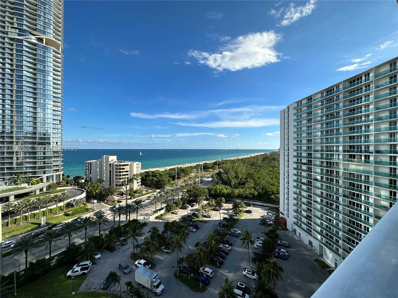 Small Image of 100 BAYVIEW DR #1506, Sunny Isles Beach Number 20