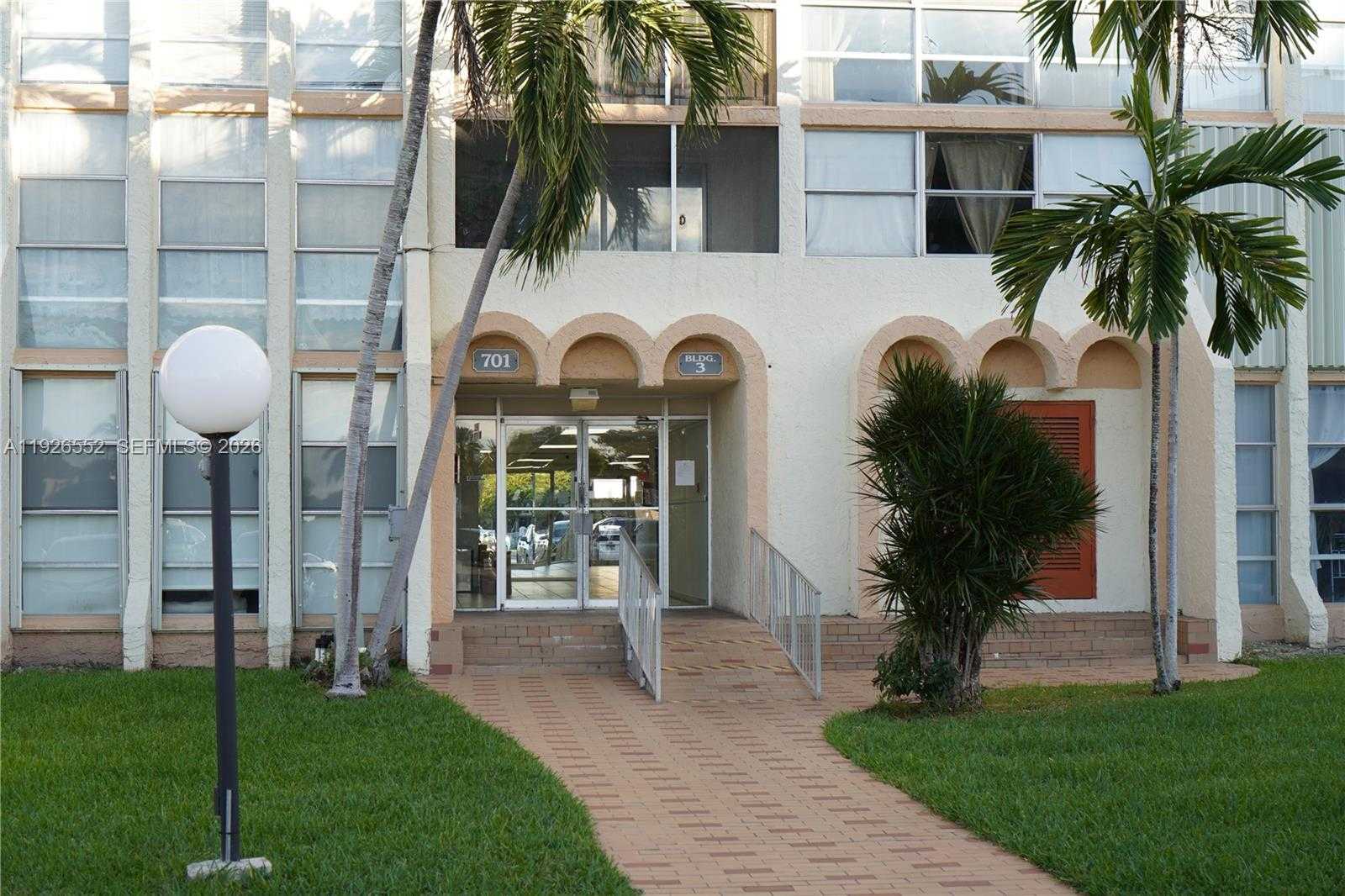 Small Image of 701 THREE ISLANDS BLVD #110, Hallandale Beach Number 11