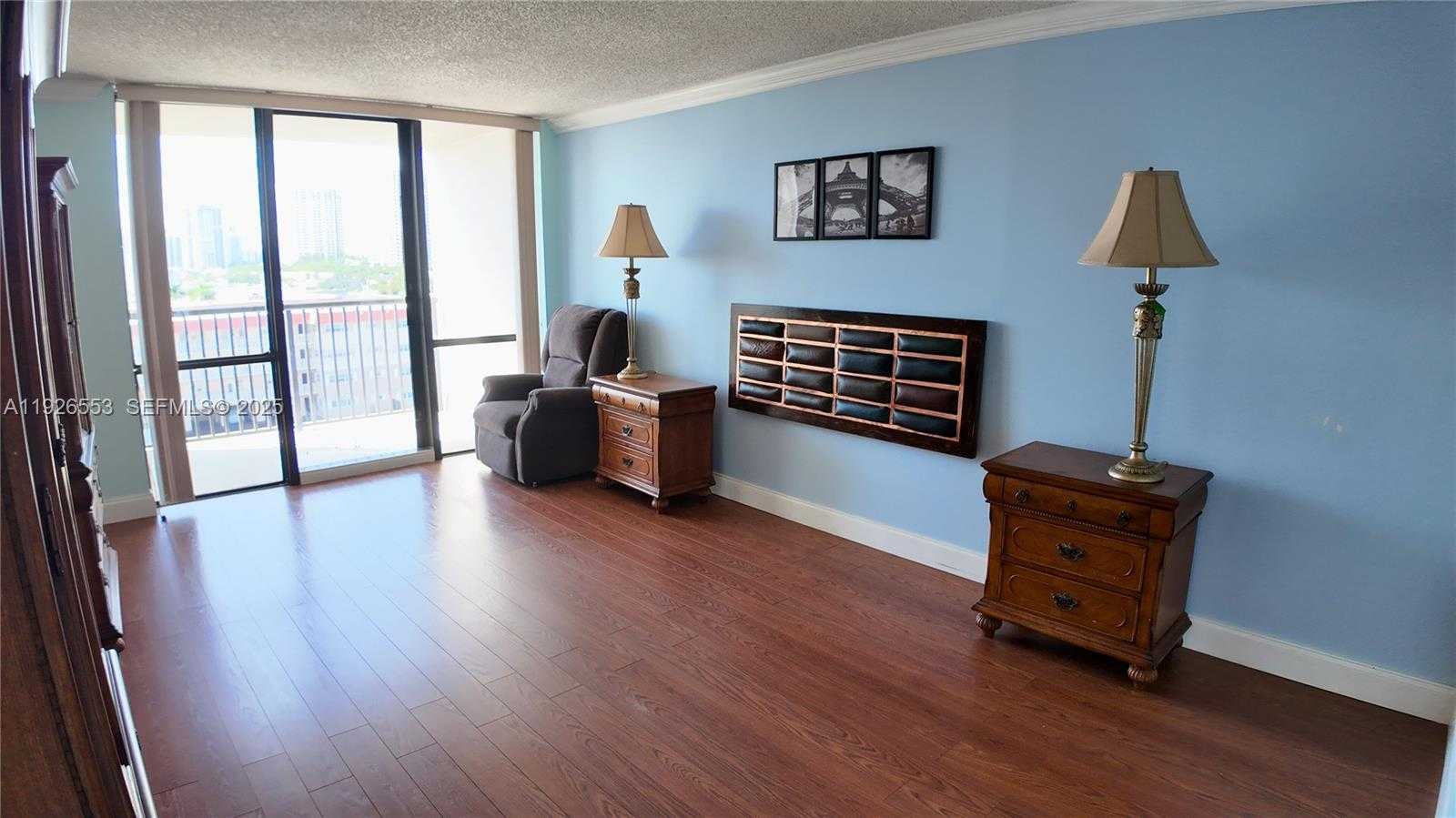 Small Image of 2017 SOUTH OCEAN DR #706, Hallandale Beach Number 13