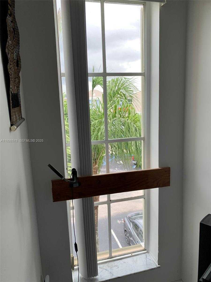 Small Image of 8660 NORTH WEST 6TH LN #5-203, Miami Number 18