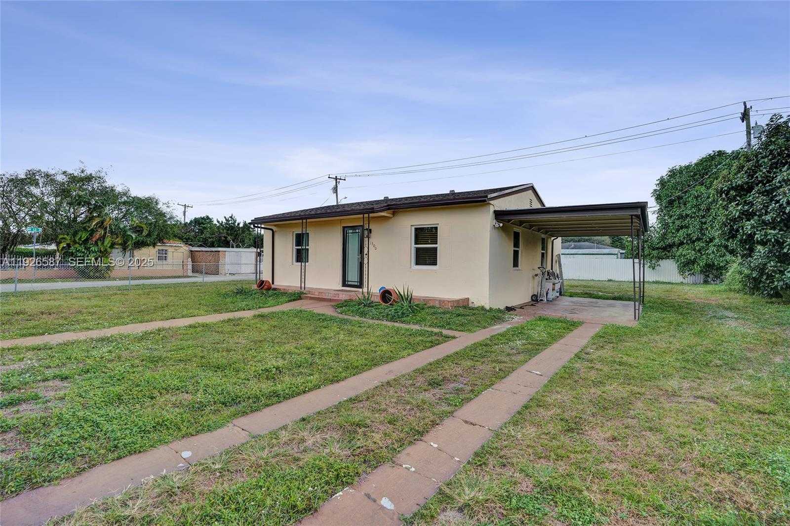 Small Image of 1300 NORTH WEST 87TH ST, Miami Number 22