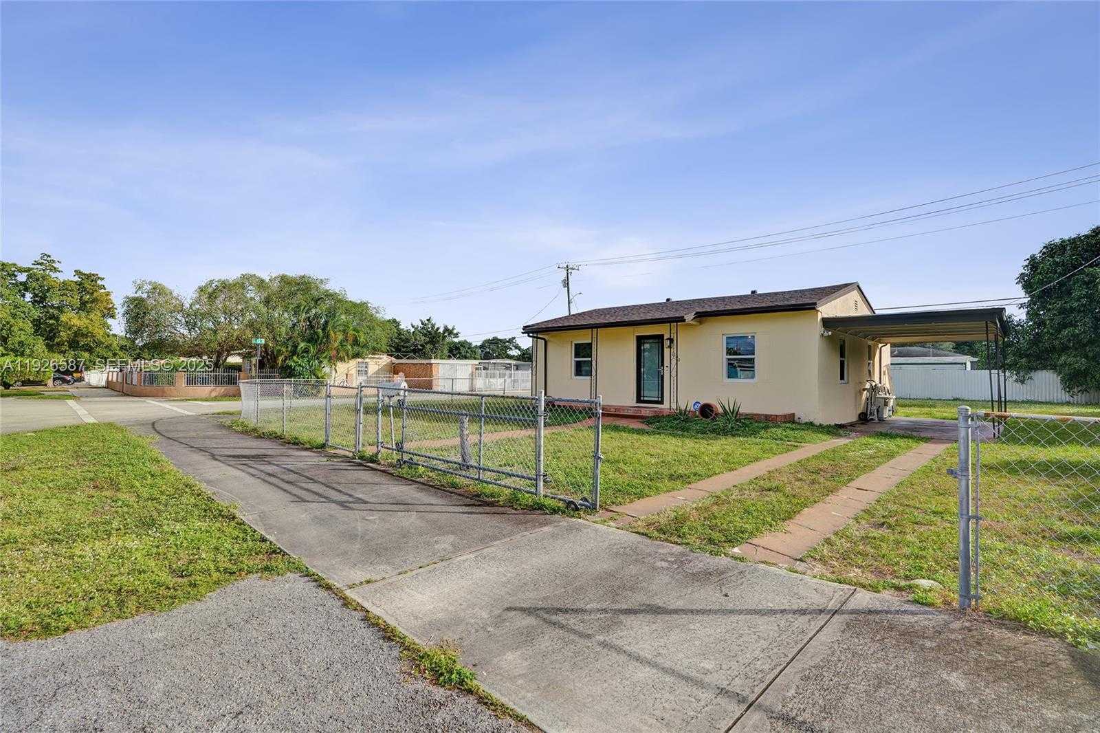 Small Image of 1300 NORTH WEST 87TH ST, Miami Number 24