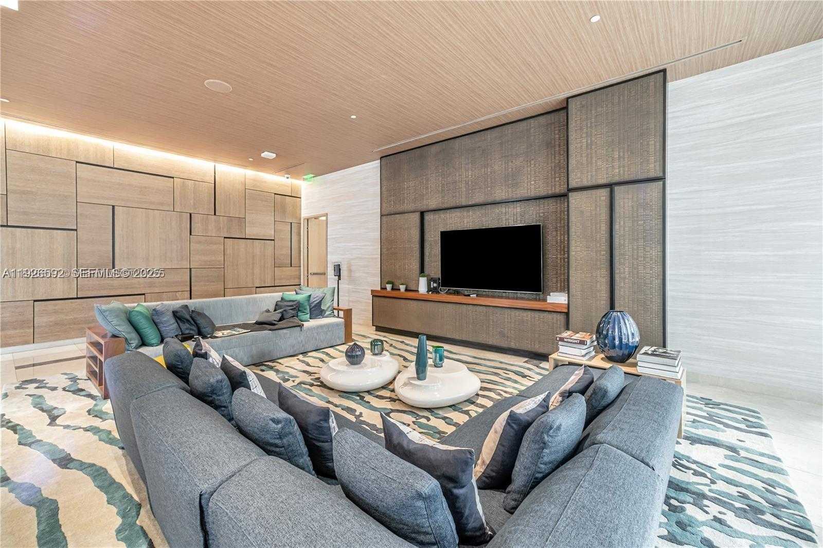 Small Image of 45 SOUTH WEST 9TH ST #2209, Miami Number 24