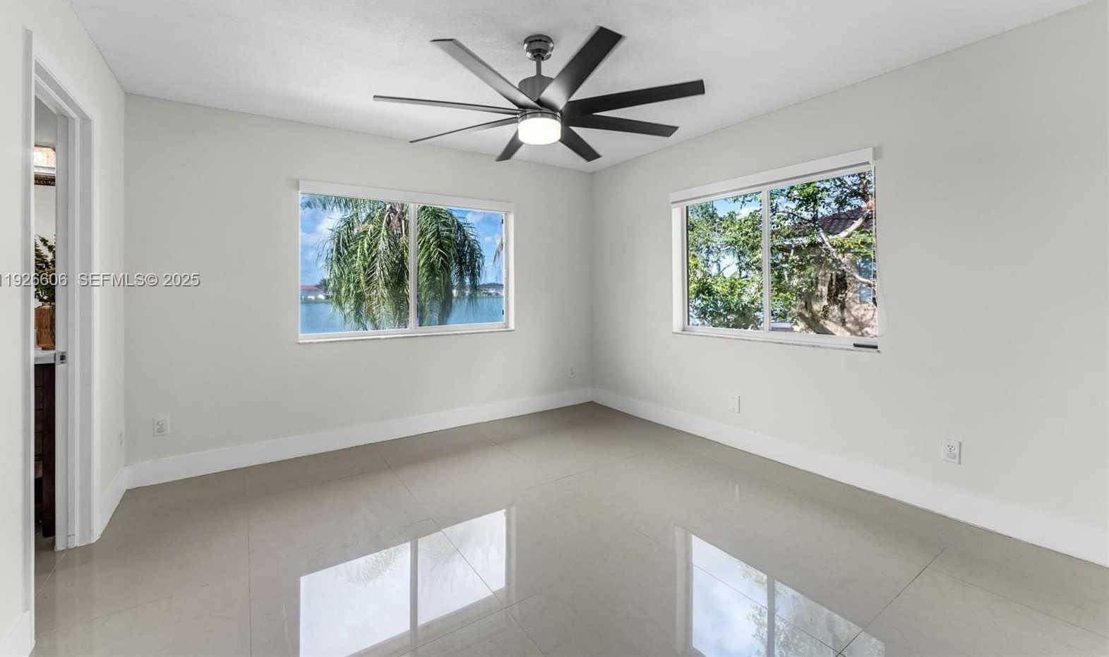 Small Image of 17542 SOUTH WEST 139TH CT, Miami Number 18