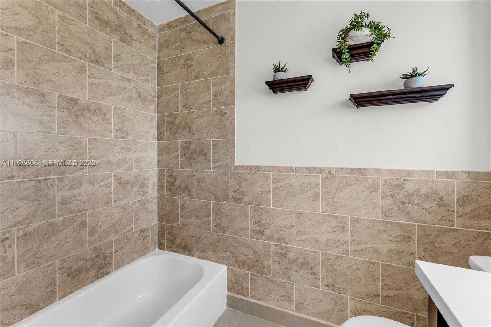 Small Image of 17542 SOUTH WEST 139TH CT, Miami Number 22