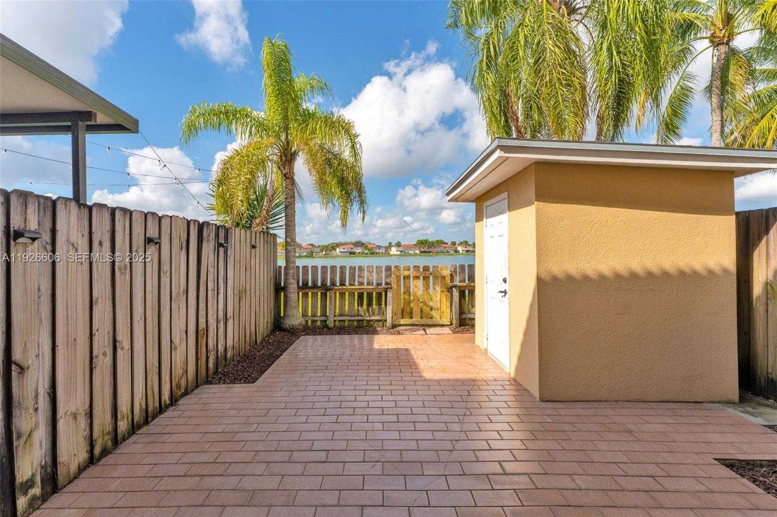 Small Image of 17542 SOUTH WEST 139TH CT, Miami Number 26