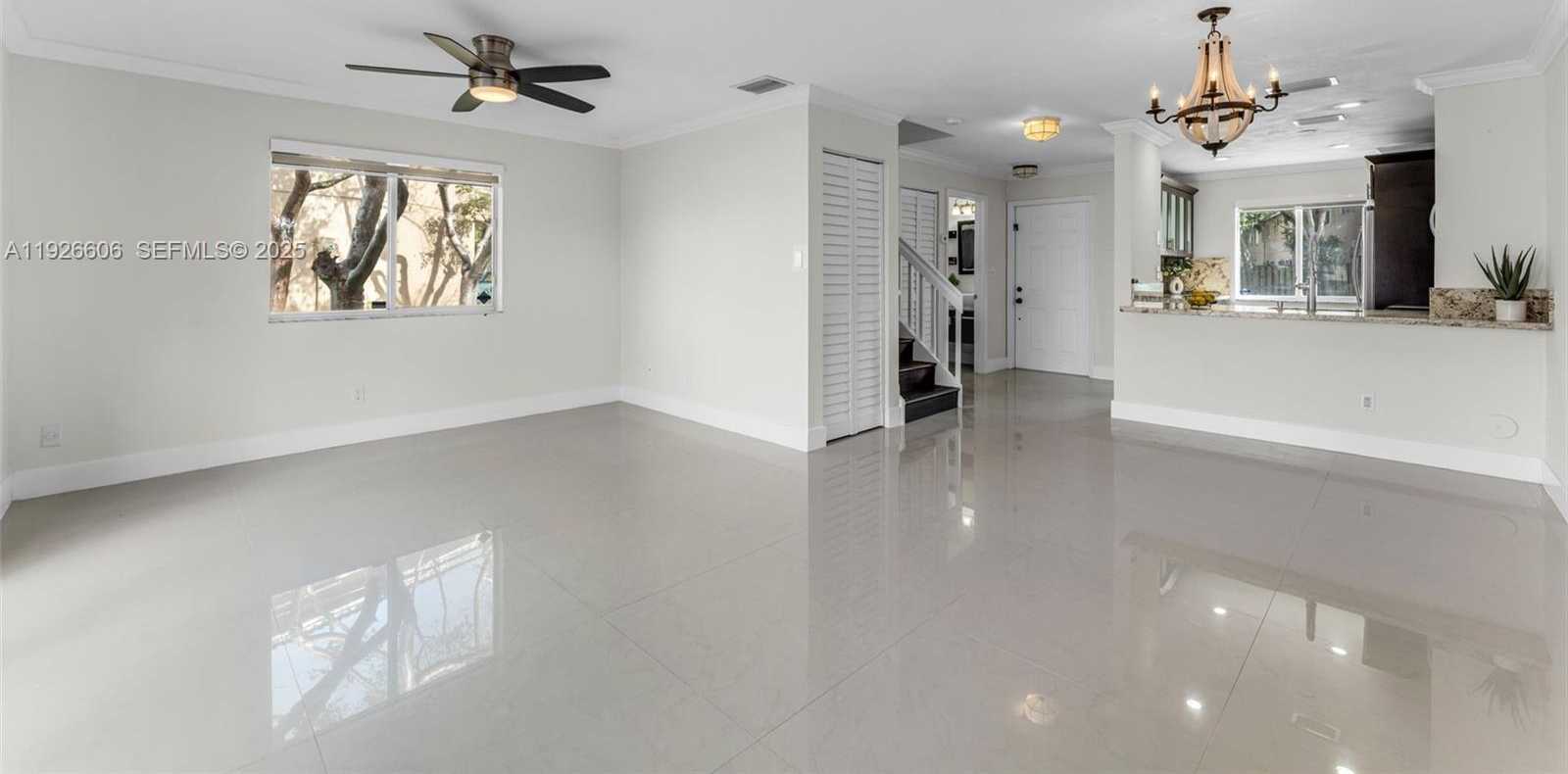 Small Image of 17542 SOUTH WEST 139TH CT, Miami Number 9