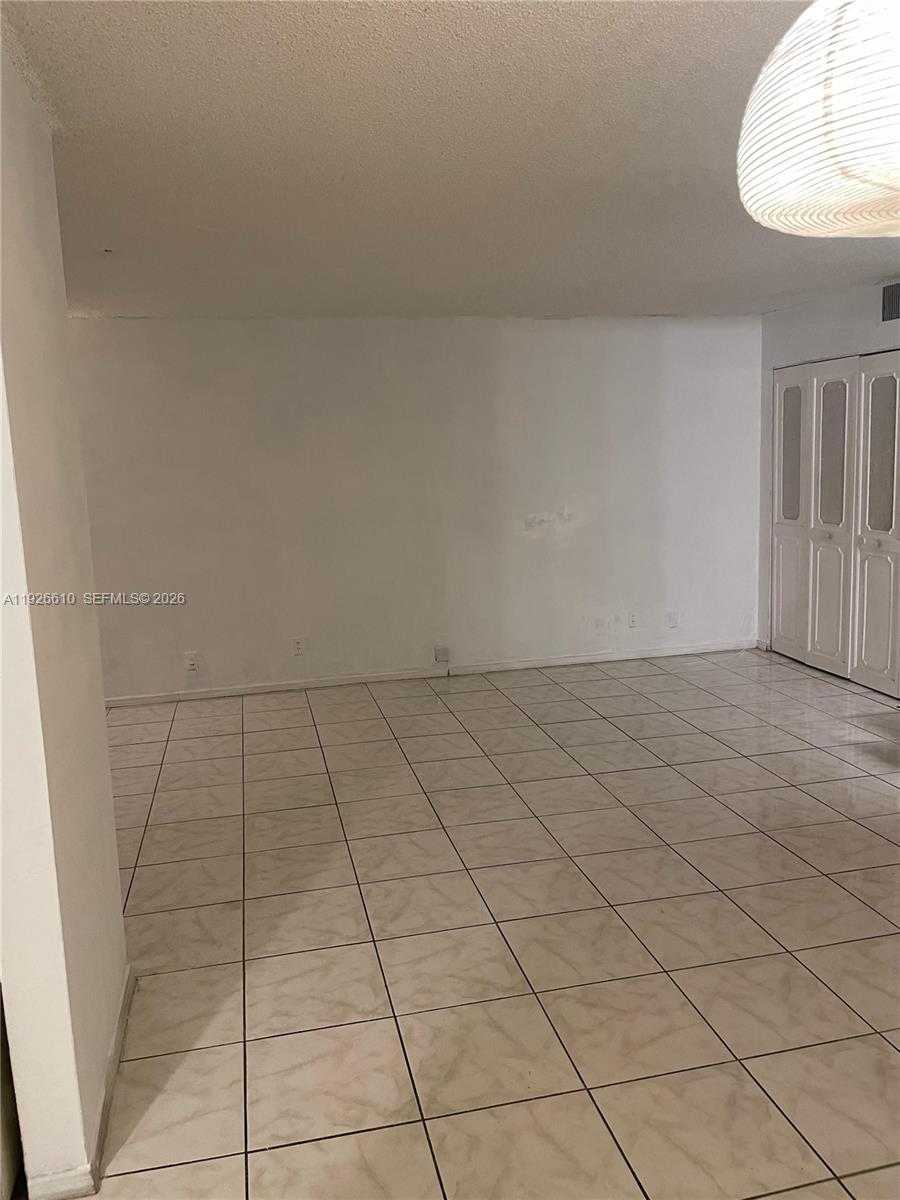 Small Image of Sunny Isles Beach Number 6