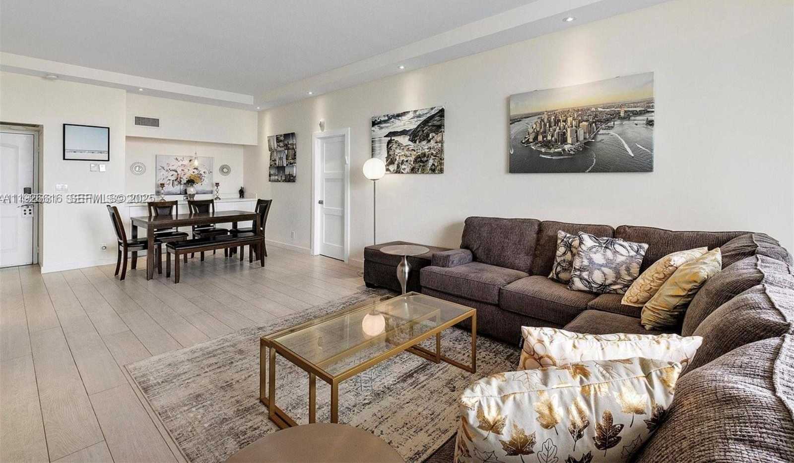 Small Image of 100 BAYVIEW DR #ph 31, Sunny Isles Beach Number 8