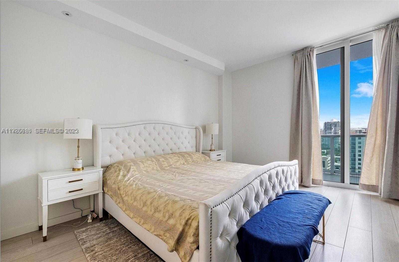 Small Image of 100 BAYVIEW DR #ph 31, Sunny Isles Beach Number 9